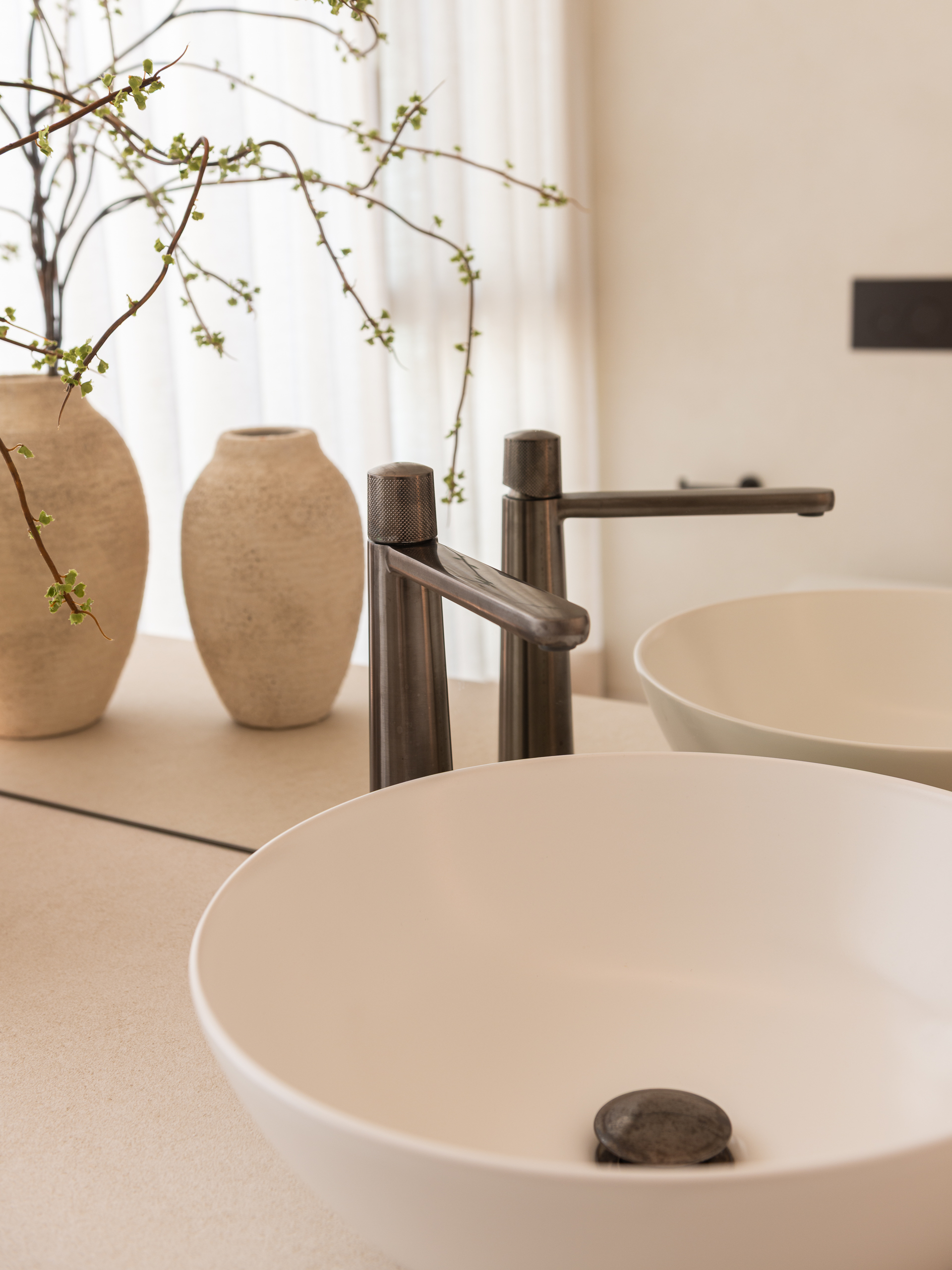 section-custom-05-swiper-slide-img